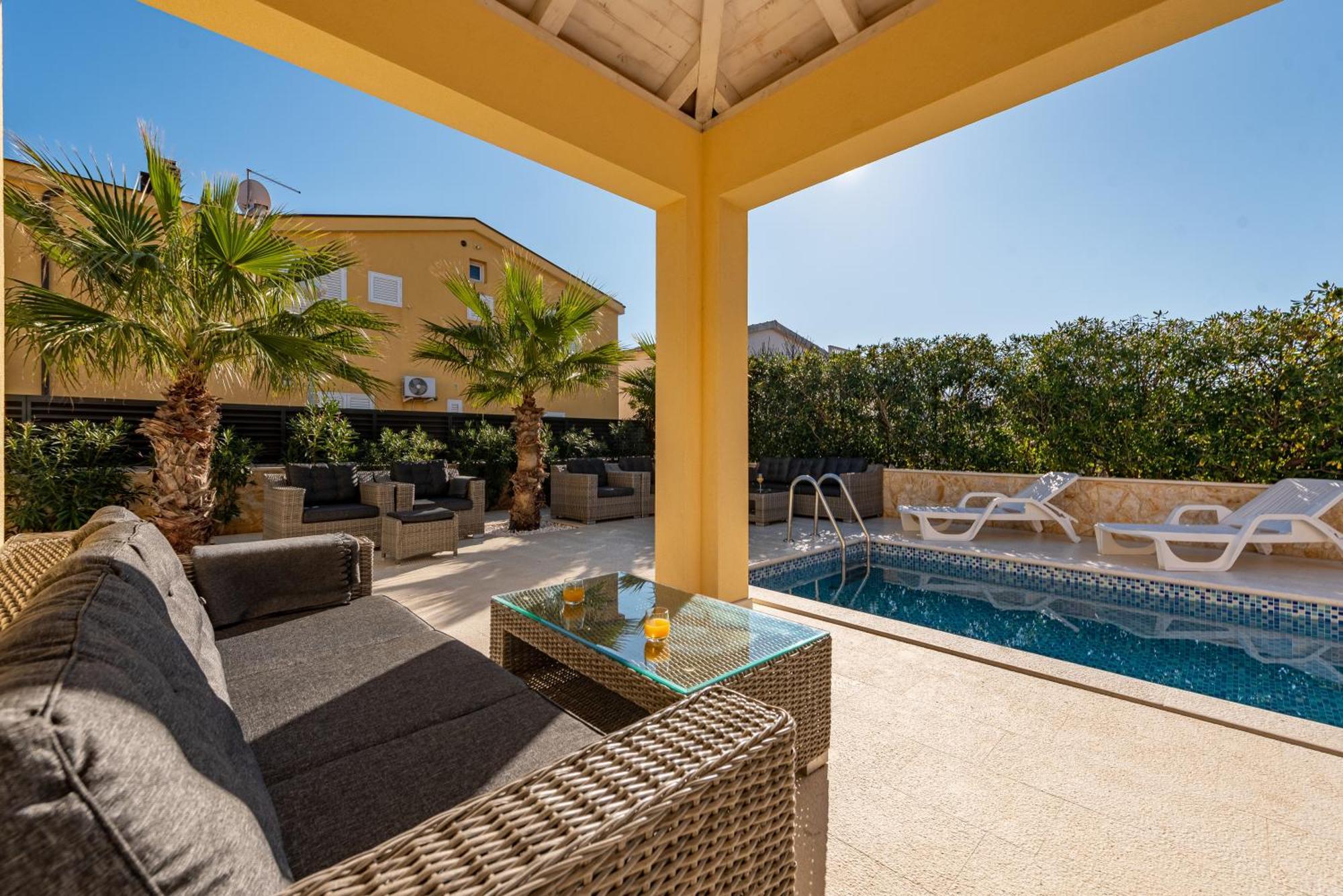 Villa Luxury Agape Ellita *