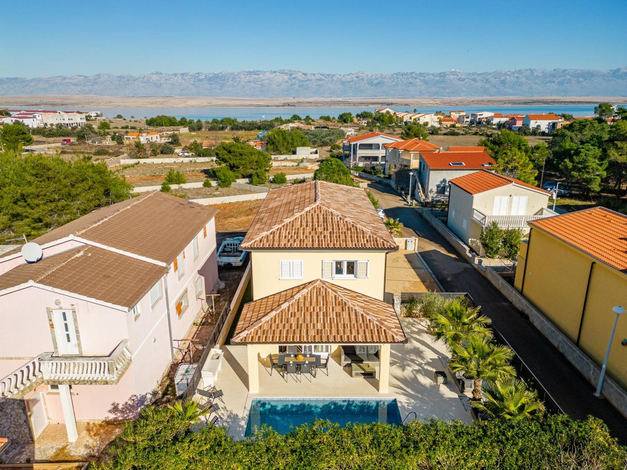 Villa Luxury Agape Ellita *