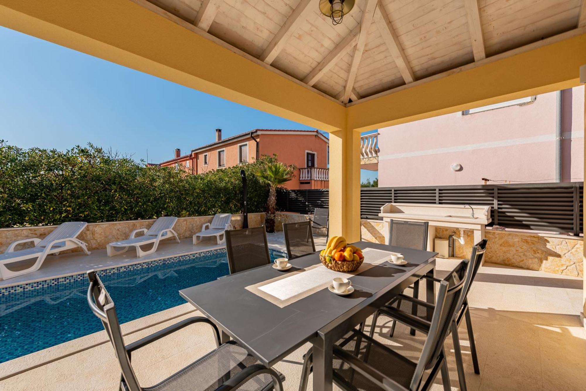 Villa Luxury Agape Ellita
