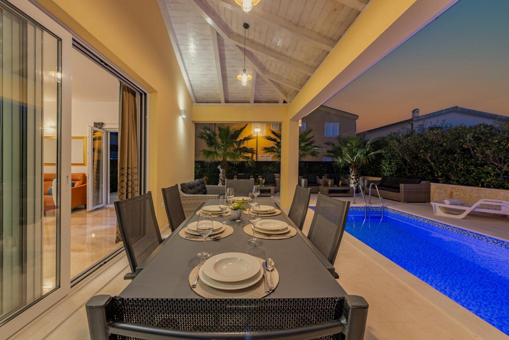 Villa Luxury Agape Ellita *